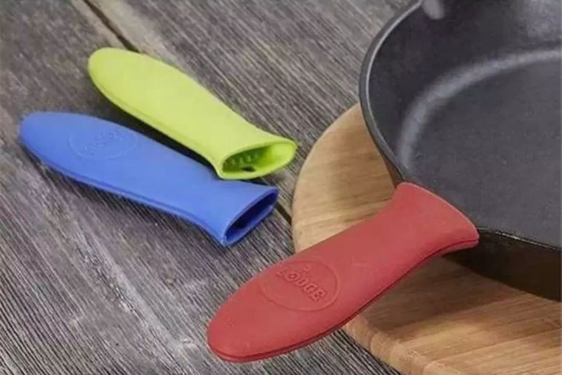 东莞硅胶制品厂出口硅胶制品的时候要注意严控总迁移量的问题 东莞硅胶制品厂出口硅胶制品的时候要注意严控总迁移量的问题